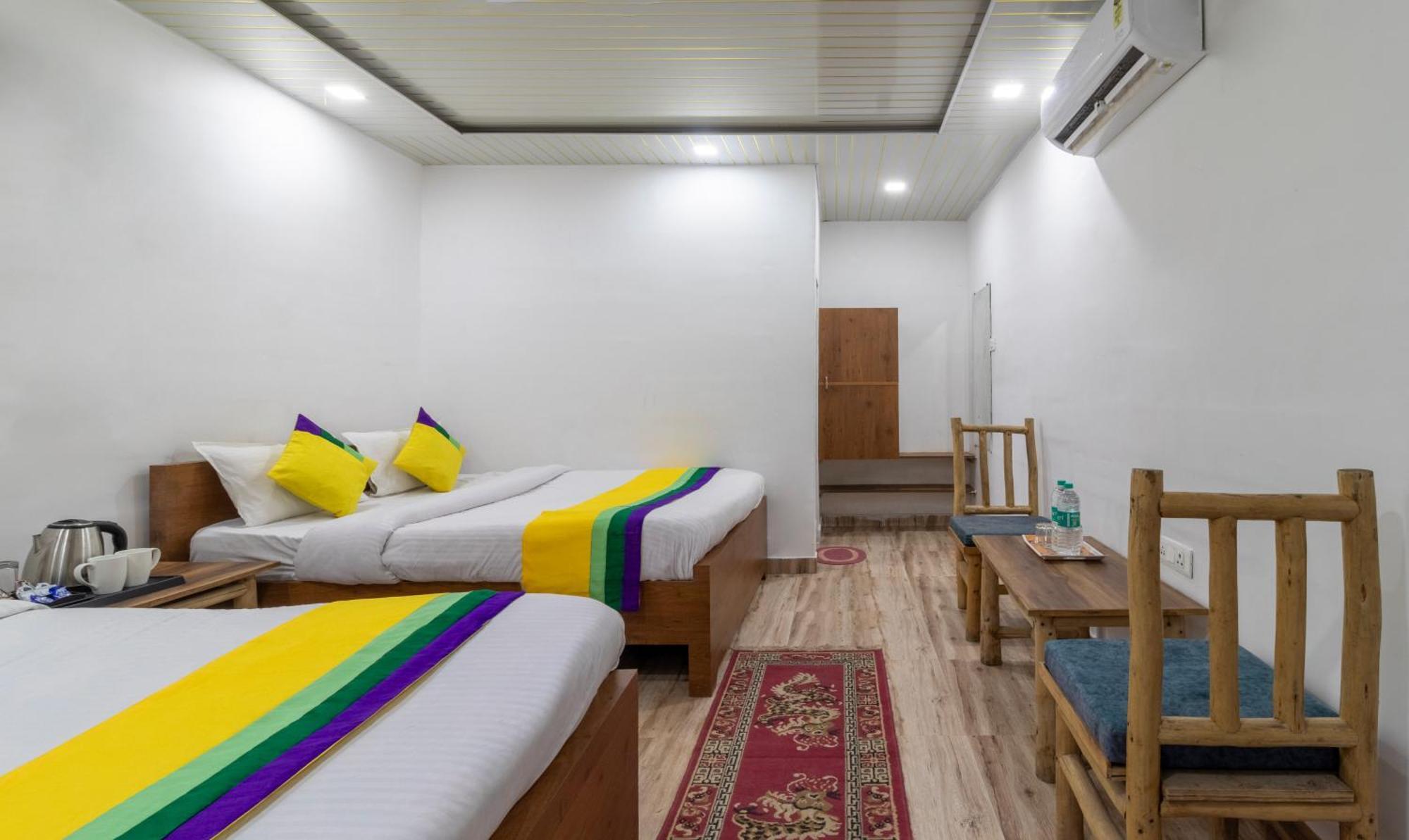 Itsy Hotels Paddler Zone With Bungee Jumping Shivpurī エクステリア 写真